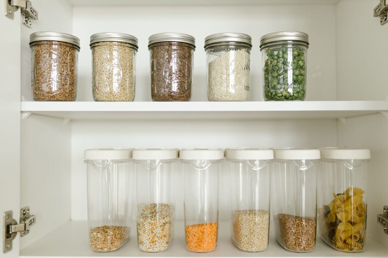 How to Plan Easy Meals From Pantry Staples